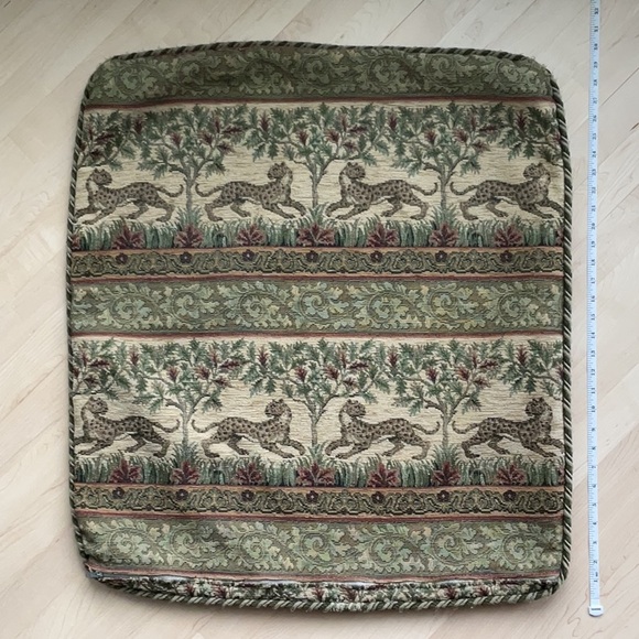 Custom Decorative Pillow Cover Leopard Theme - Picture 4 of 10